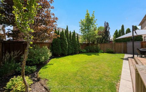Photo 44 at 21 Lilly Valley Crescent S, King City, King