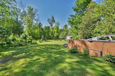 Photo 19 at 4 Hubbard Street, Pefferlaw, Georgina