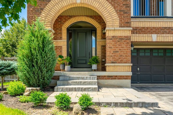 Photo 4 at 156 Nisbet Boulevard, Waterdown, Hamilton