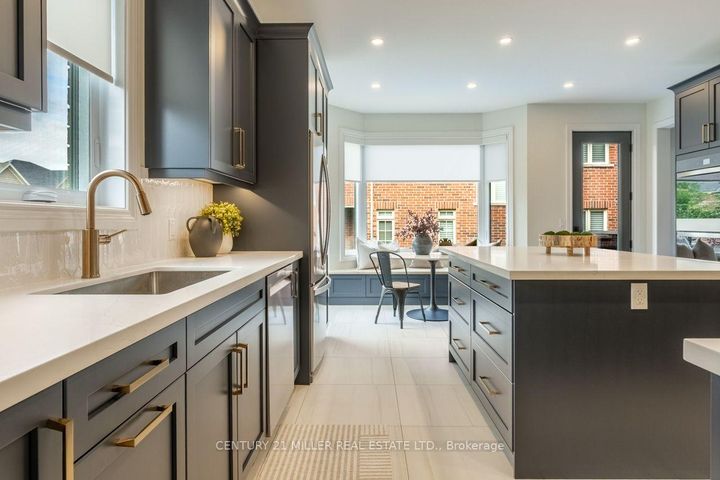 Photo 12 at 156 Nisbet Boulevard, Waterdown, Hamilton
