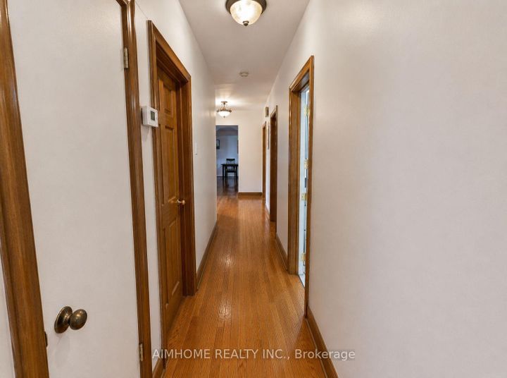 Photo 5 at 25 Burbank Drive, Bayview Village, Toronto