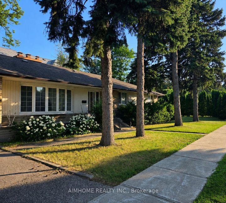 Photo 7 at 25 Burbank Drive, Bayview Village, Toronto