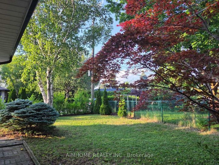 Photo 9 at 25 Burbank Drive, Bayview Village, Toronto