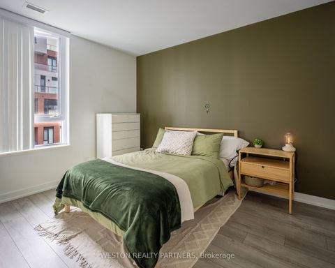 Photo 11 at 605 - 3100 Keele Street, CFB, Toronto