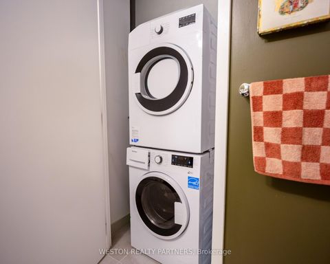 Photo 14 at 605 - 3100 Keele Street, CFB, Toronto