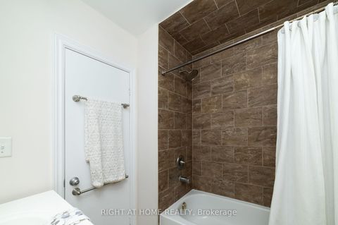 Photo 20 at 2 Midholm Drive, Ionview, Toronto