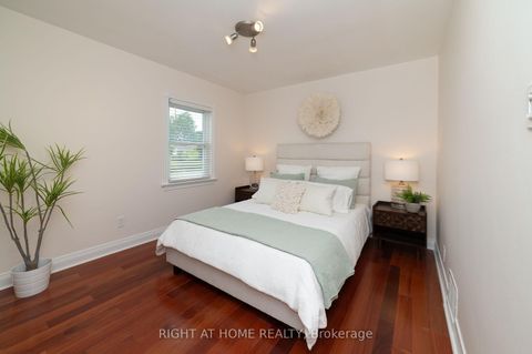 Photo 23 at 2 Midholm Drive, Ionview, Toronto
