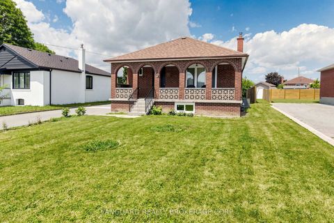 Photo 1 at 22 Nash Drive, CFB, Toronto