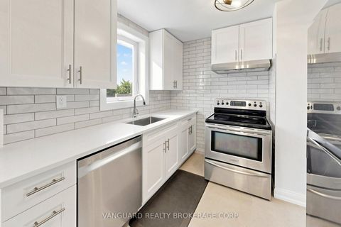 Photo 14 at 22 Nash Drive, CFB, Toronto