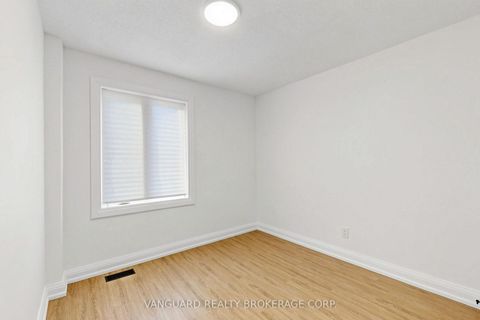Photo 21 at 22 Nash Drive, CFB, Toronto