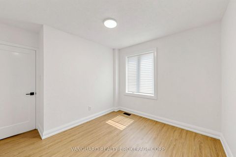 Photo 22 at 22 Nash Drive, CFB, Toronto