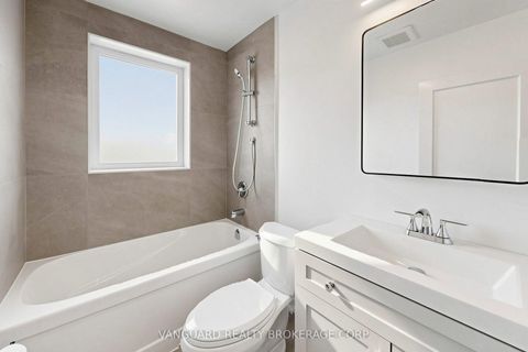 Photo 24 at 22 Nash Drive, CFB, Toronto