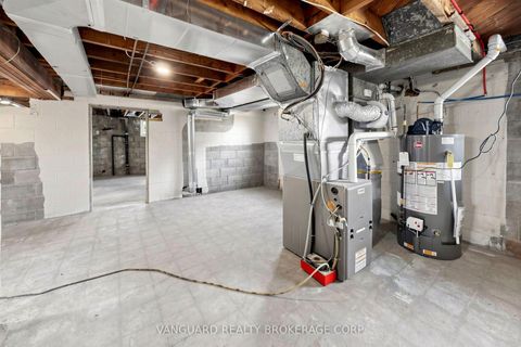 Photo 28 at 22 Nash Drive, CFB, Toronto
