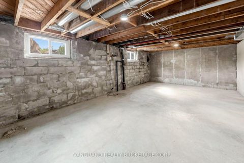 Photo 29 at 22 Nash Drive, CFB, Toronto