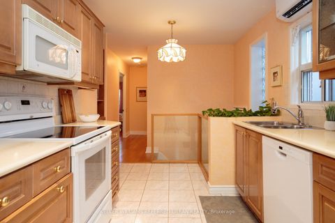 Photo 9 at 345 Moore Avenue, Leaside, Toronto