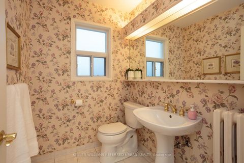 Photo 10 at 345 Moore Avenue, Leaside, Toronto