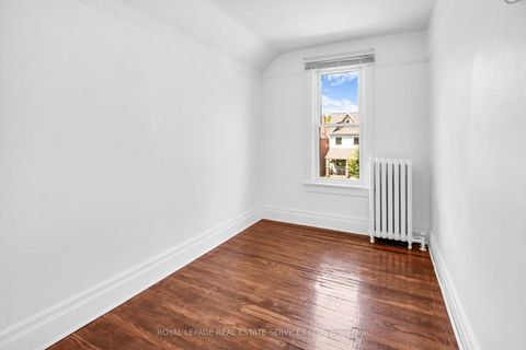 Photo 20 at 127 Waverley Road, The Beaches, Toronto
