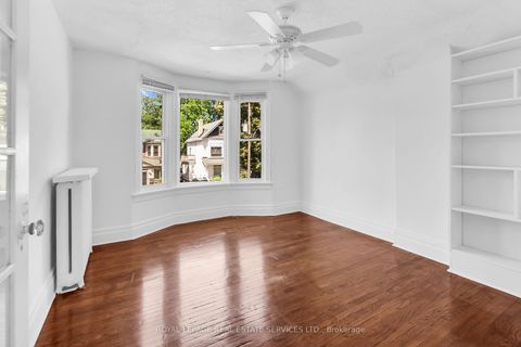 Photo 21 at 127 Waverley Road, The Beaches, Toronto