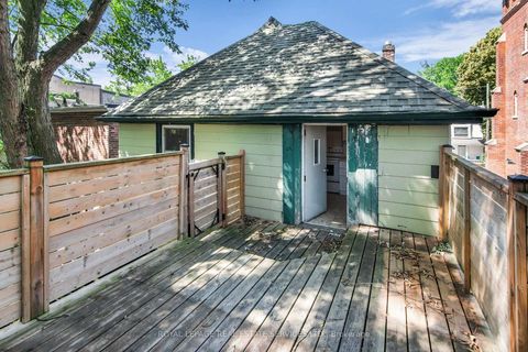Photo 34 at 127 Waverley Road, The Beaches, Toronto