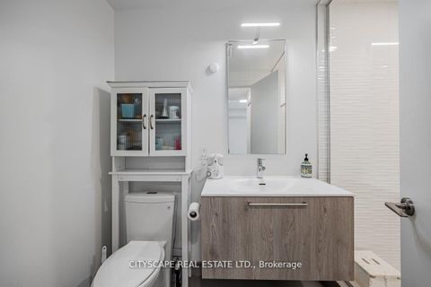 Photo 12 at 1 - 66 Longbranch Avenue, Long Branch, Toronto