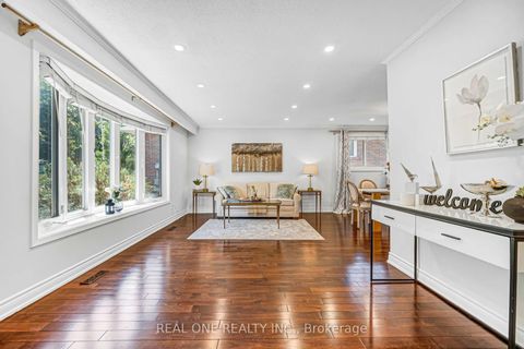 Photo 3 at 52 Devins Drive, Aurora Heights, Aurora