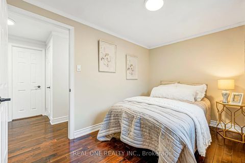 Photo 15 at 52 Devins Drive, Aurora Heights, Aurora