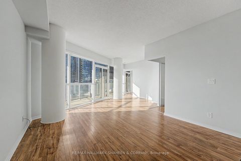 Photo 9 at 1815 - 352 Front Street W, Waterfront Communities C1, Toronto