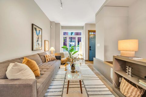 Photo 3 at 8 Old Trillium Lane, Regent Park, Toronto