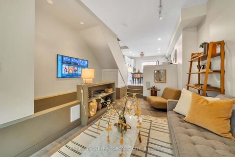 Photo 5 at 8 Old Trillium Lane, Regent Park, Toronto