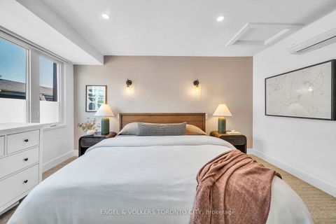 Photo 12 at 8 Old Trillium Lane, Regent Park, Toronto