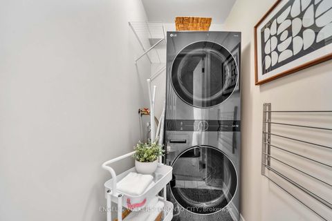 Photo 22 at 8 Old Trillium Lane, Regent Park, Toronto