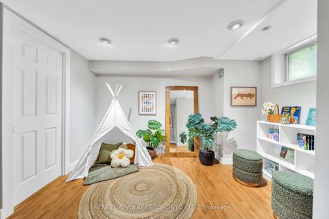Photo 24 at 8 Old Trillium Lane, Regent Park, Toronto