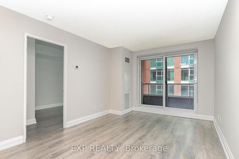 Photo 2 at 614 - 230 King Street, Moss Park, Toronto