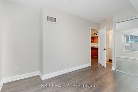Photo 14 at 614 - 230 King Street, Moss Park, Toronto