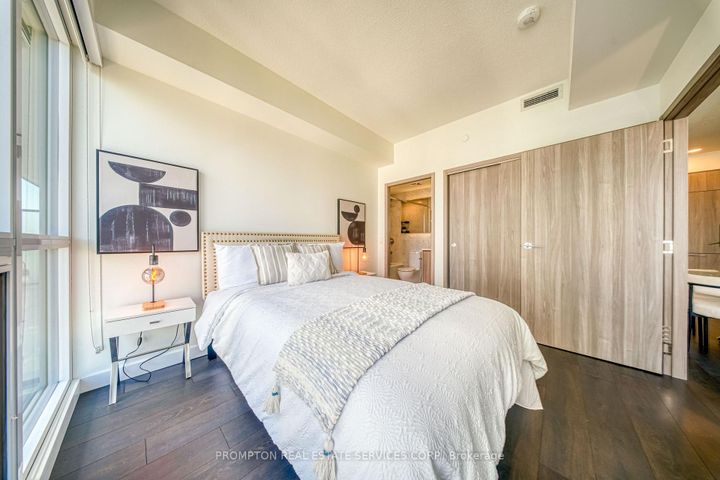 Photo 16 at 2012 - 95 Mcmahon Drive, Bayview Village, Toronto