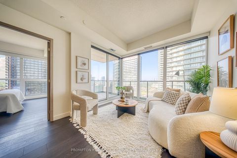 Photo 12 at 2012 - 95 Mcmahon Drive, Bayview Village, Toronto
