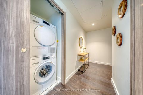 Photo 21 at 2012 - 95 Mcmahon Drive, Bayview Village, Toronto