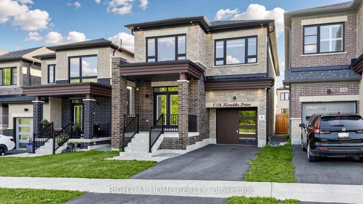Photo 1 at 1324 Klondike Drive, Kedron, Oshawa