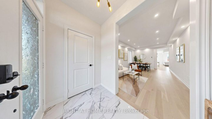 Photo 7 at 1324 Klondike Drive, Kedron, Oshawa