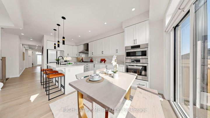 Photo 11 at 1324 Klondike Drive, Kedron, Oshawa