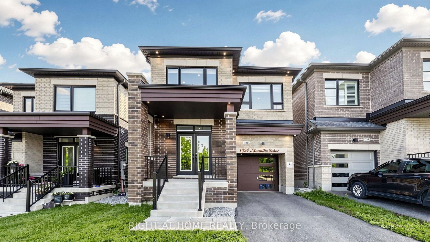 1324 Klondike Drive, Kedron, Oshawa 2