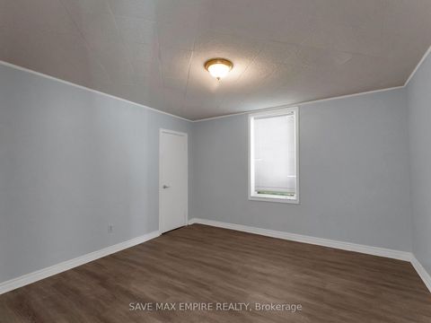 Photo 6 at 19 Minto Street, Coxwell, Toronto
