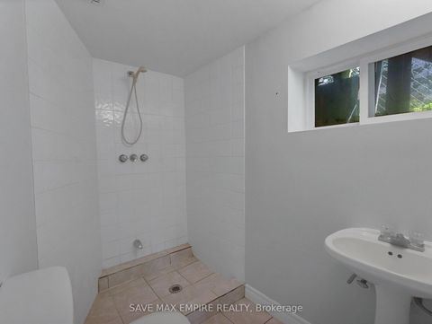 Photo 24 at 19 Minto Street, Coxwell, Toronto