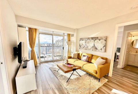 Photo 6 at 1608 - 10 Northtown Way, Willowdale East, Toronto