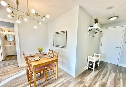 Photo 17 at 1608 - 10 Northtown Way, Willowdale East, Toronto