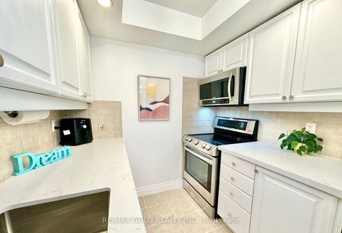 Photo 20 at 1608 - 10 Northtown Way, Willowdale East, Toronto