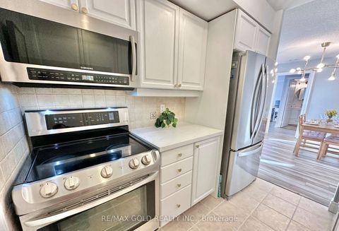 Photo 22 at 1608 - 10 Northtown Way, Willowdale East, Toronto