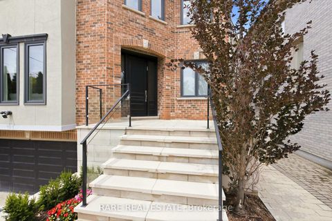 Photo 2 at 580 Brookdale Avenue, Nortown, Toronto
