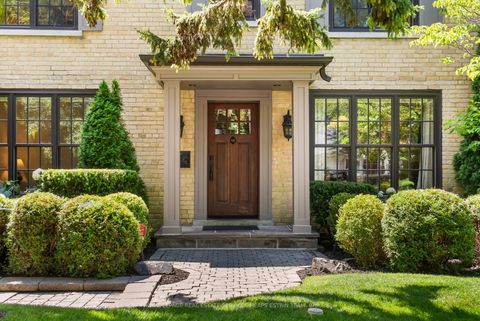 Photo 1 at 17 Noel Avenue, Leaside, Toronto