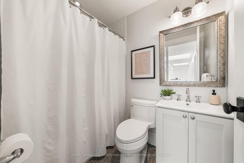 Photo 32 at 17 Noel Avenue, Leaside, Toronto